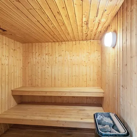 Feriehus Amazing In With Sauna *